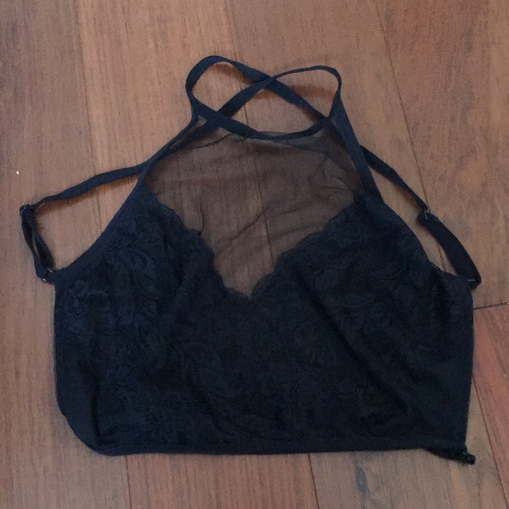 Backless Iheartraves lace crop top